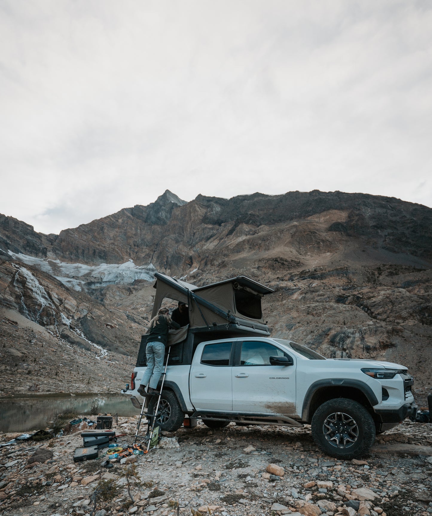 2024 Chevy Colorado (5ft bed) Dual Wedge Reg Height (x2)