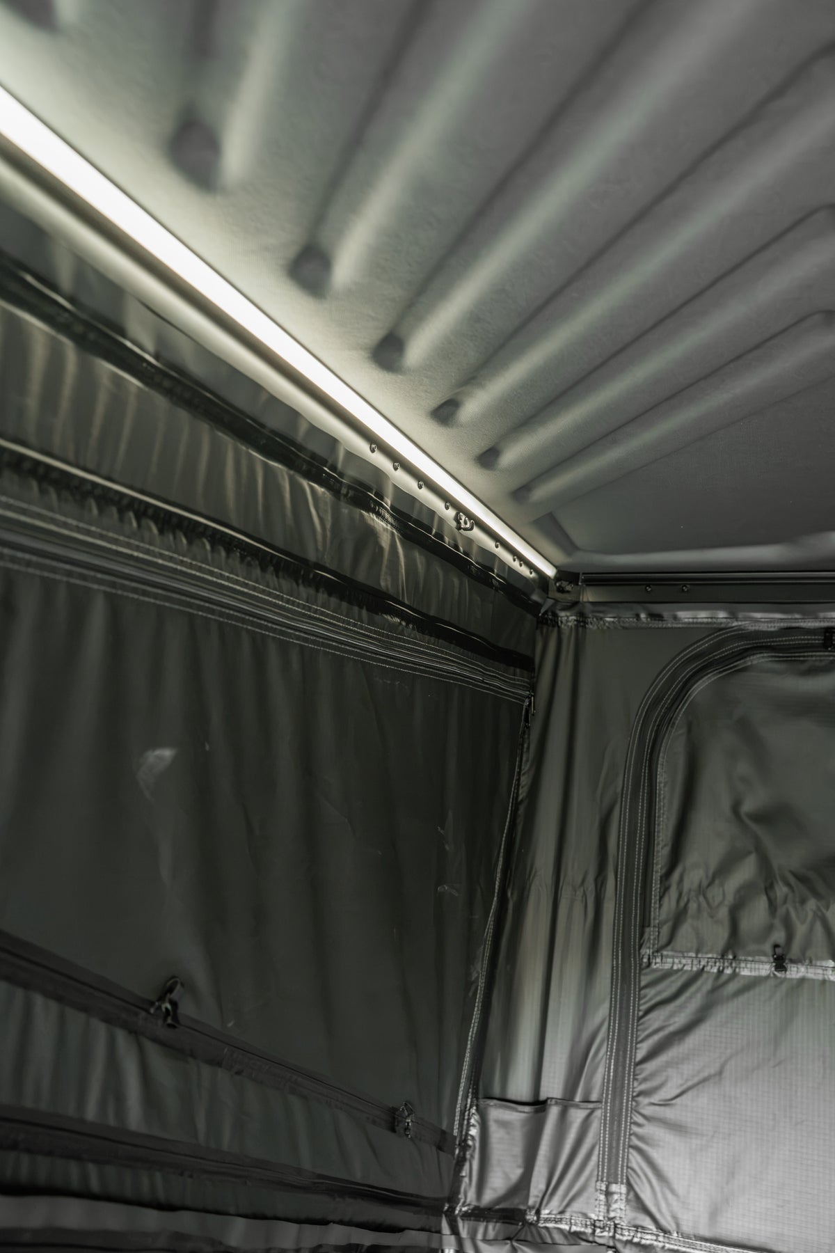 Hard-Shell Roof Top Tent