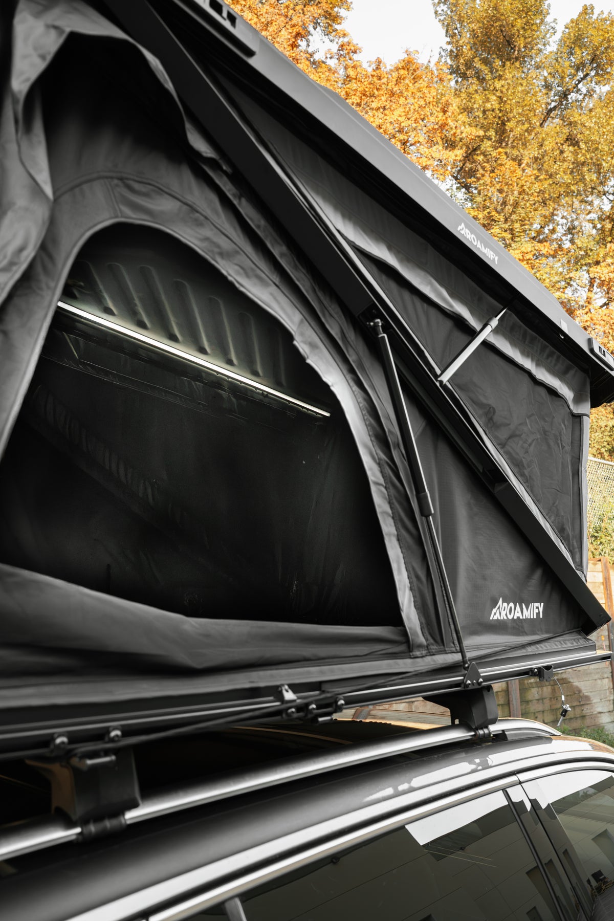 Hard-Shell Roof Top Tent