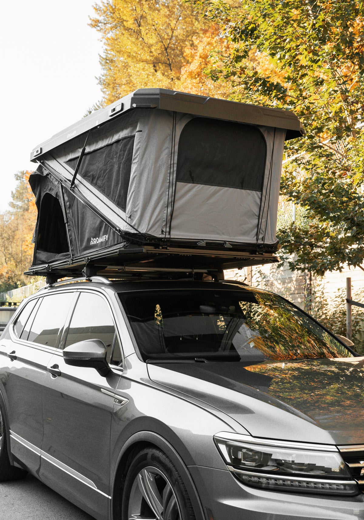 Hard-Shell Roof Top Tent