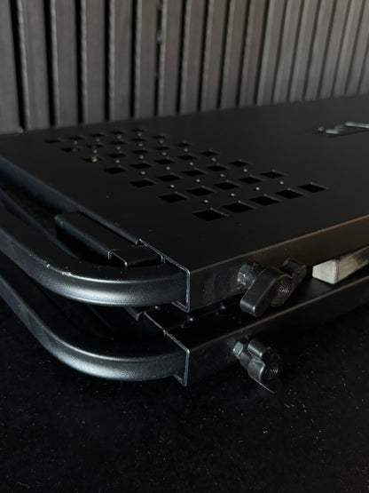 Roamify Tire Table